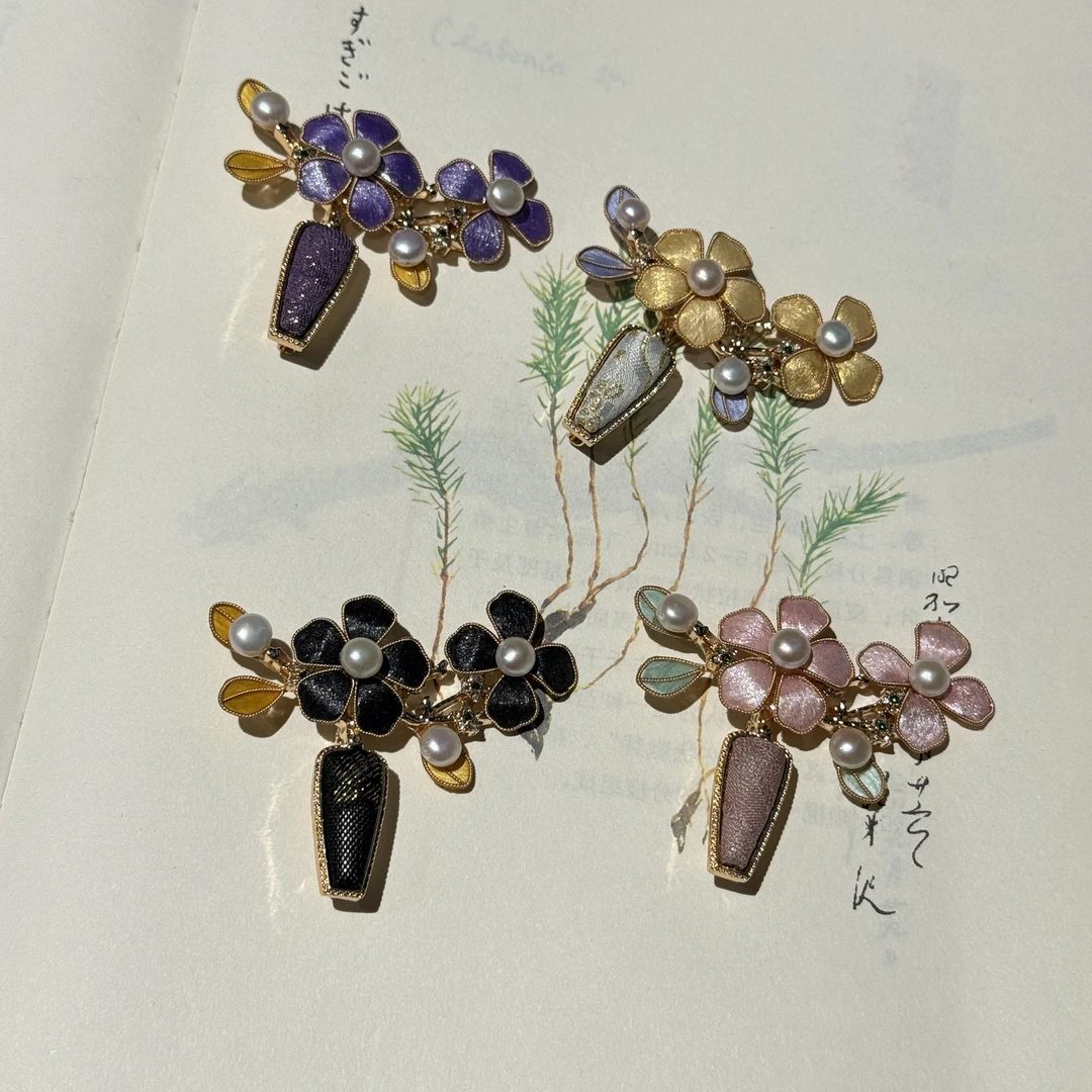 花瓶别针款胸针 非遗纯手工掐丝绒花技艺国风服饰配饰