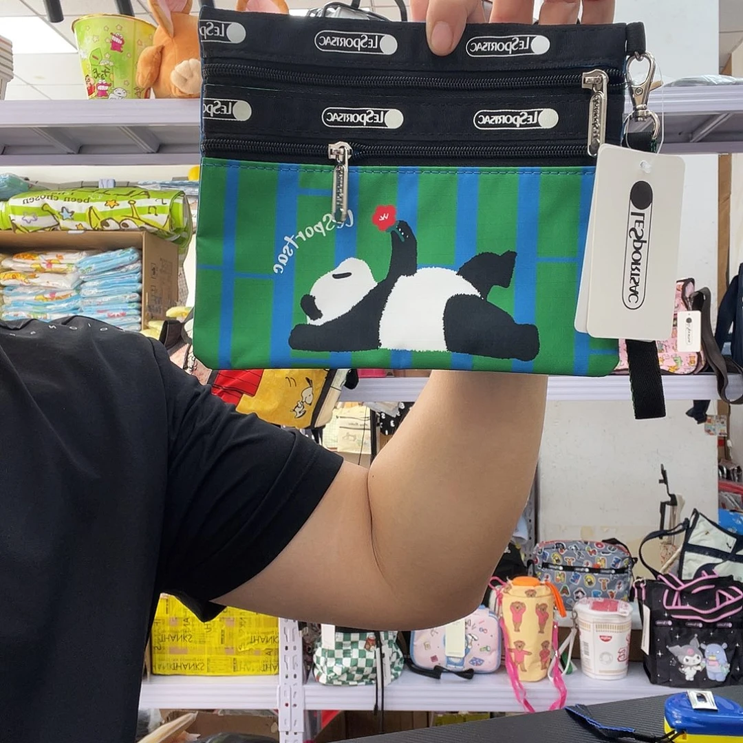 PU化妆包等产品和产品