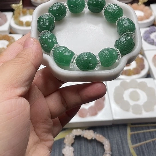 石英质玉（非洲翠）合金手串