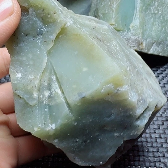 和田玉（糖玉）未镶嵌珠宝半成品