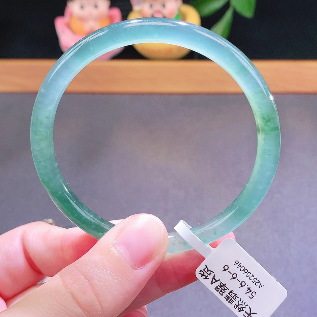 翡翠未镶嵌手镯天然翡翠