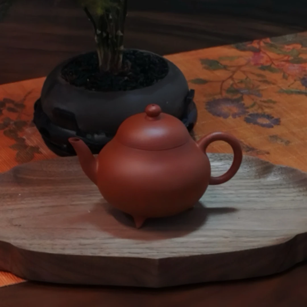 【130cc】三足梨形壶 小煤窑生砂朱泥 半手工
