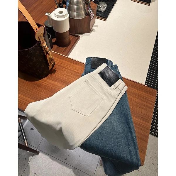 【软膜裤】轻奢双芯纱软牛仔！四面弹酵素水洗窄版直筒显瘦牛仔裤