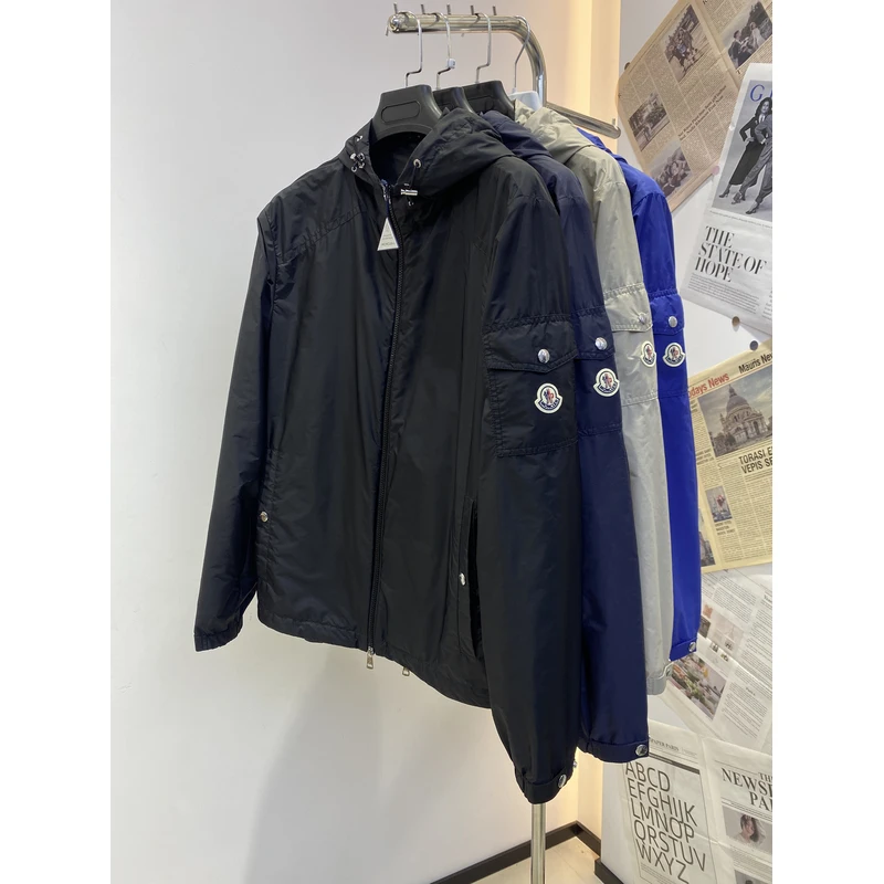 全新未使用Moncler盟可睐 1A00196 男士薄款连帽风衣夹克外套