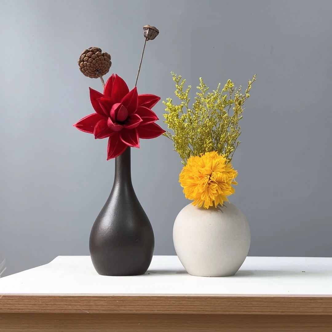 瓶花瓶带花高度20-30厘米左右