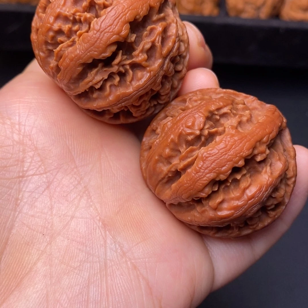 文玩核桃吊坠秦岭野生核桃