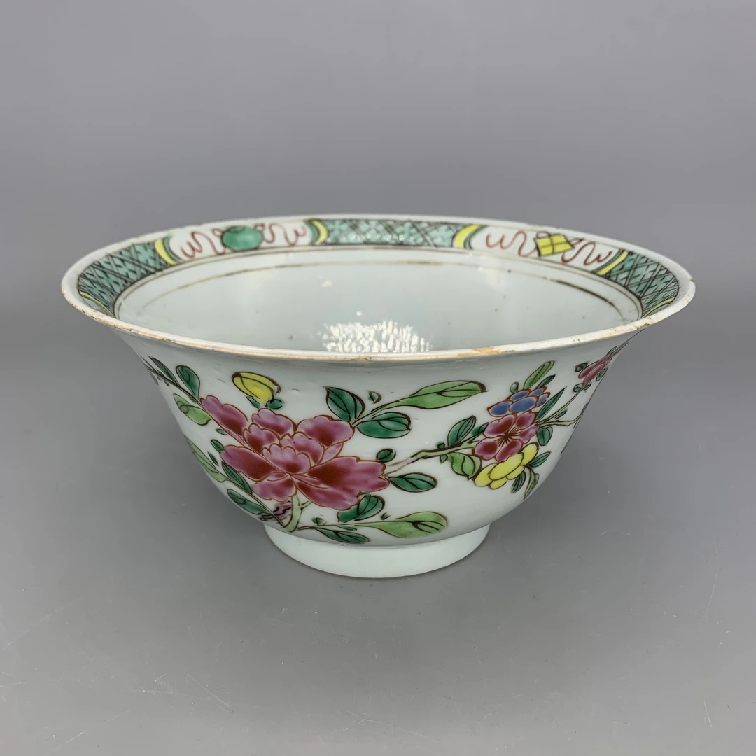 82509038*清雍正粉彩花卉纹碗/瓷器八/江苏省文物总店/J