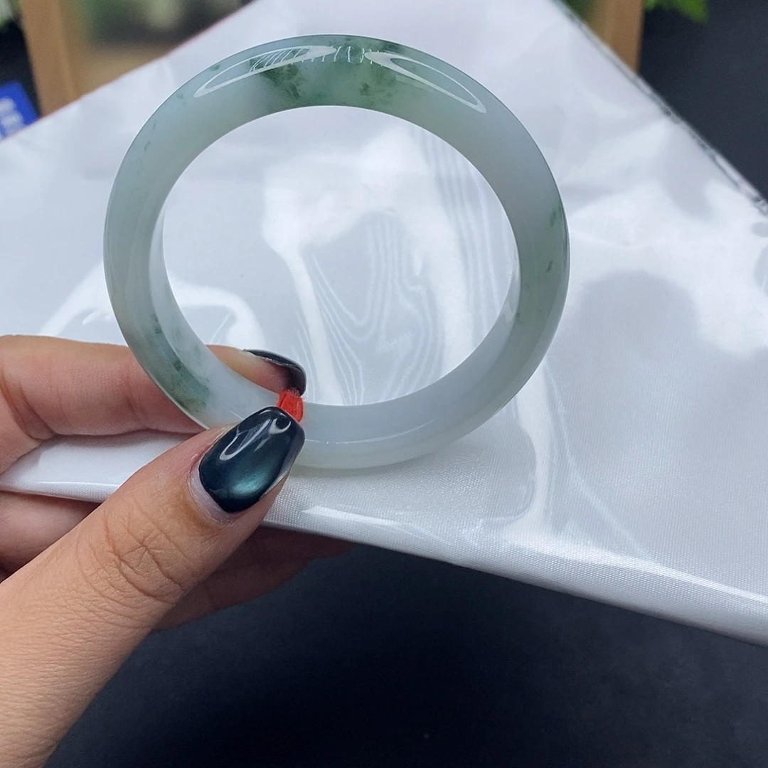 翡翠未镶嵌手镯百元手镯默认瑕疵