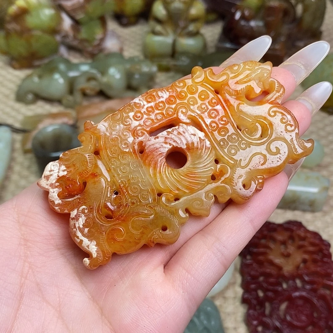 未镶嵌蛇纹石玉颈饰