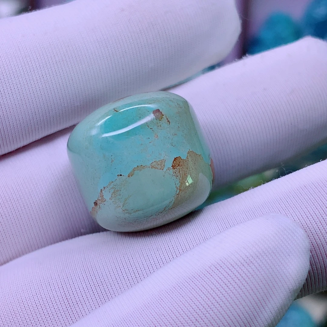 绿松石未镶嵌原矿绿松石