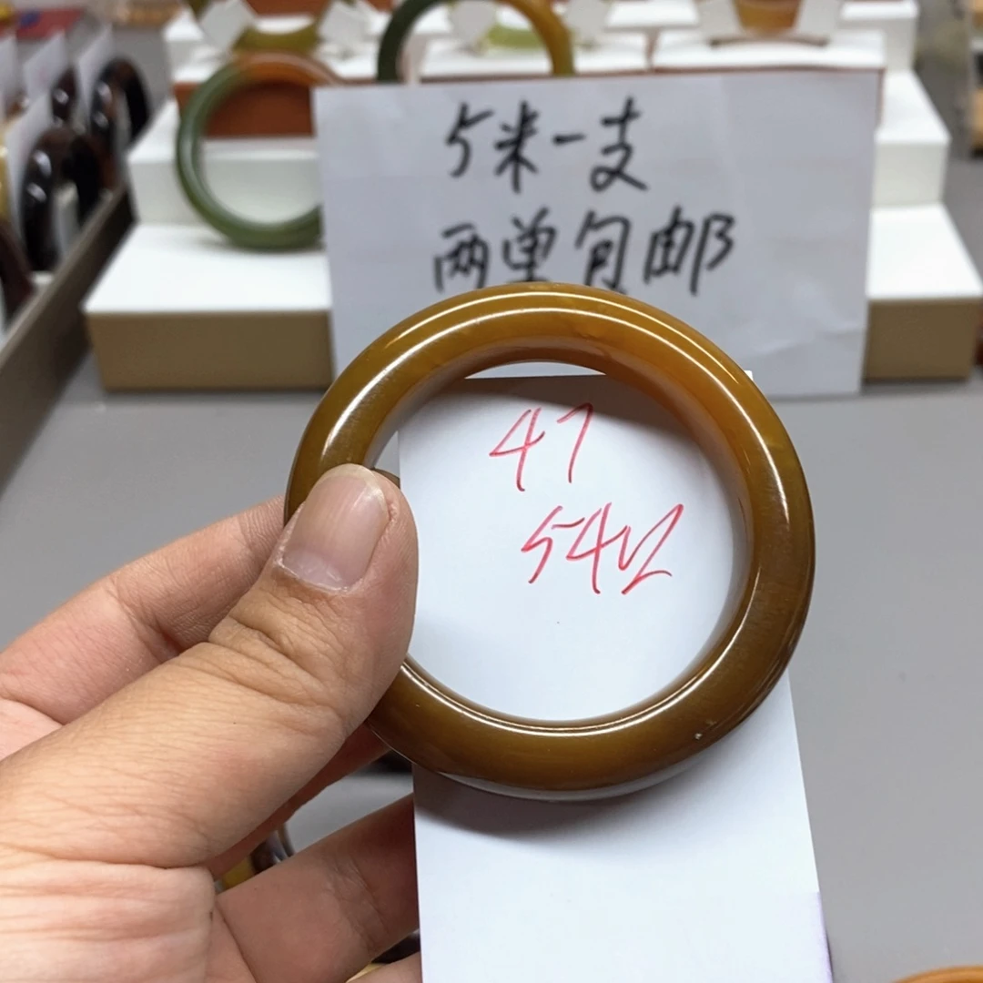 （***梦蛇纹石玉未镶嵌手镯