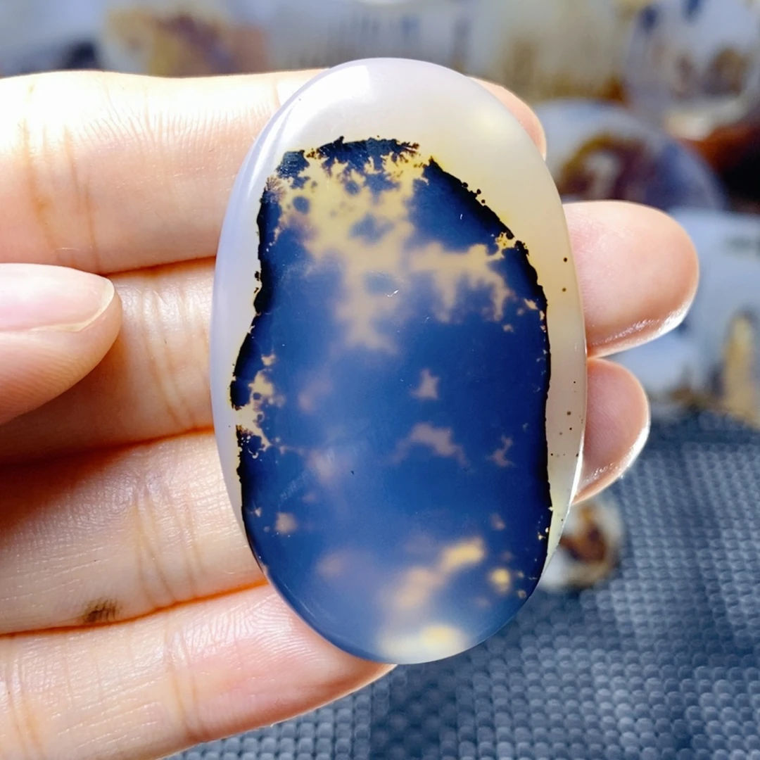 曌***空玛瑙/玉髓未镶嵌珠宝半成品