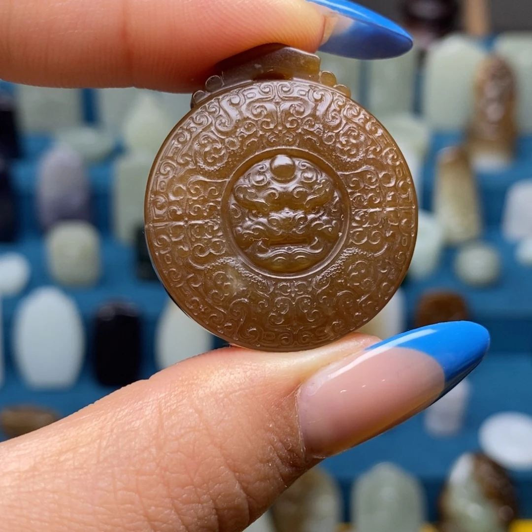 颈饰未镶嵌和田玉