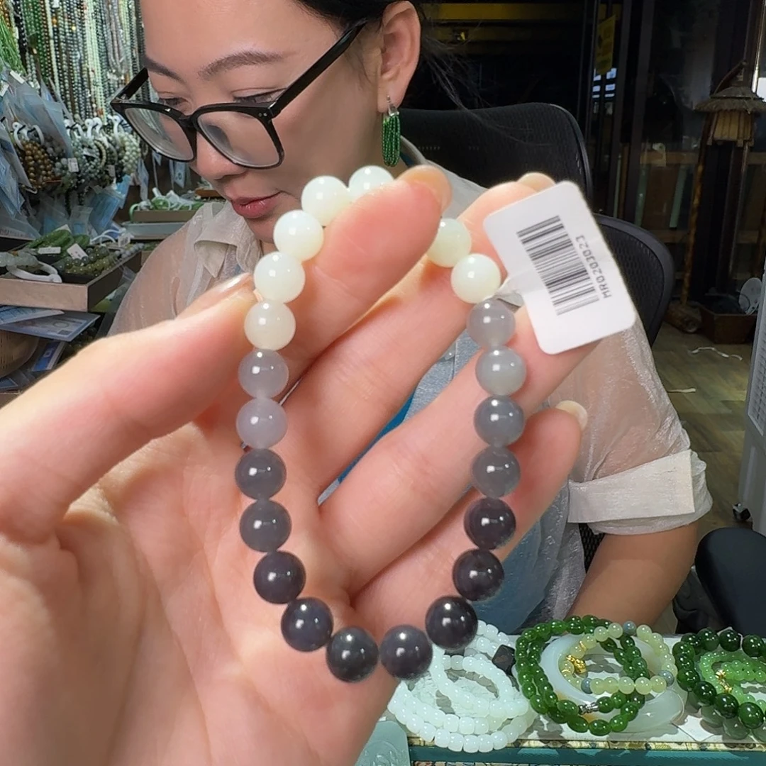 哈****和田玉未镶嵌手链