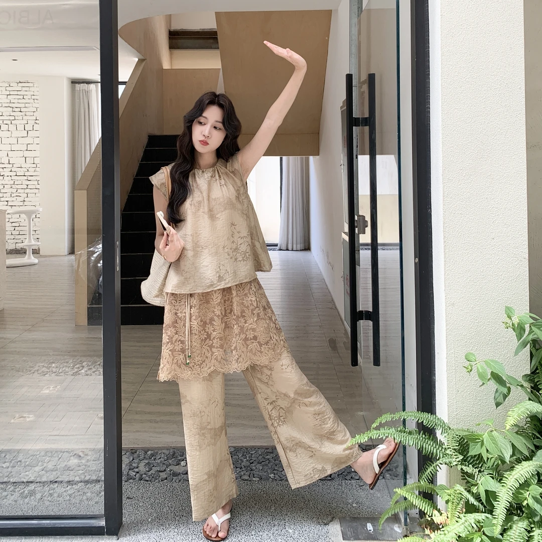 夏季国风蕾丝拼接上衣阔腿裤套装女2025新款时尚显瘦气质两件套
