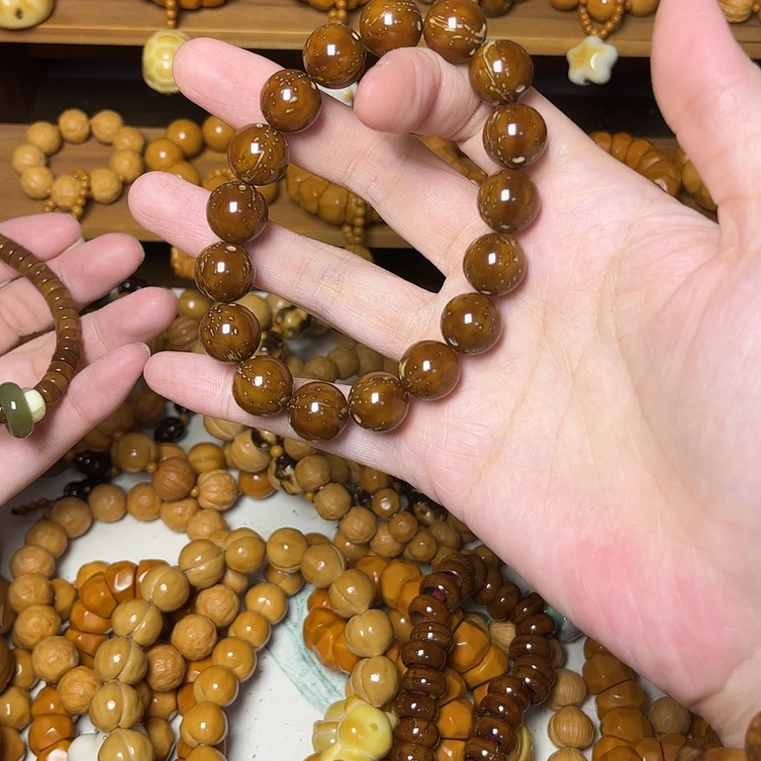 木质非金属天然紫金鼠