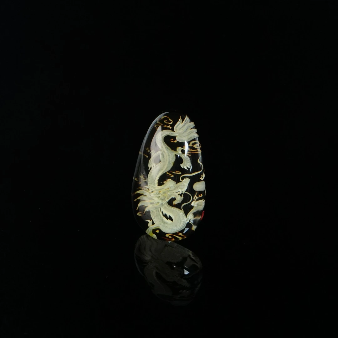 DY-M2687 余贤国 飞龙在天阴雕吊坠12.83g