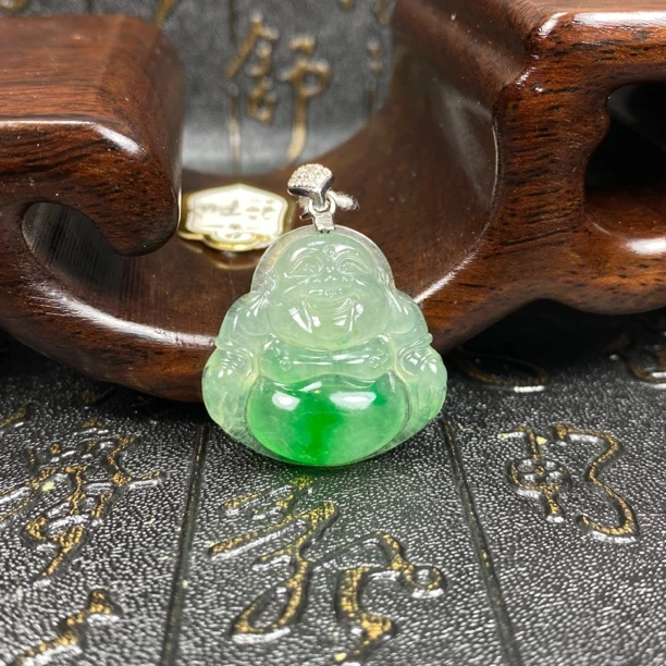 天然A货翡翠弥勒佛吊坠