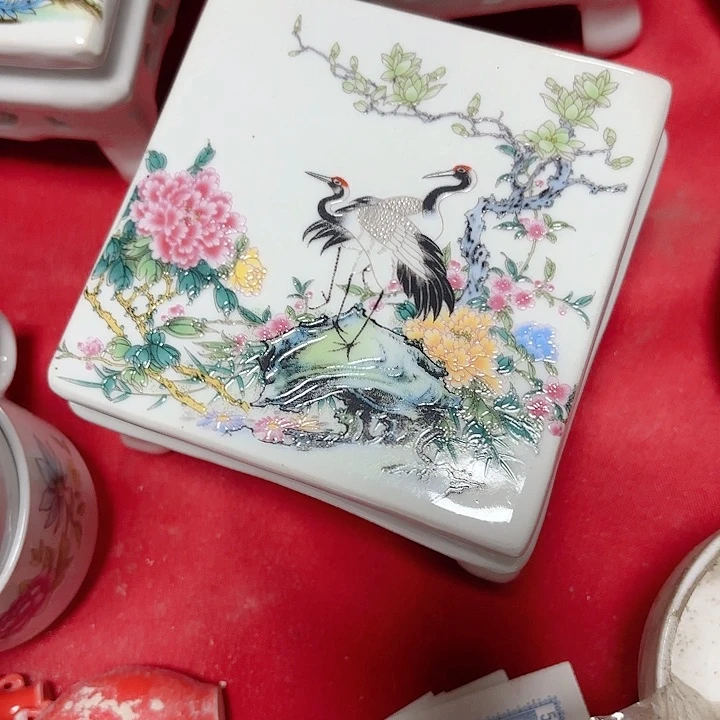 摆件曼*陶瓷摆件不固定一件