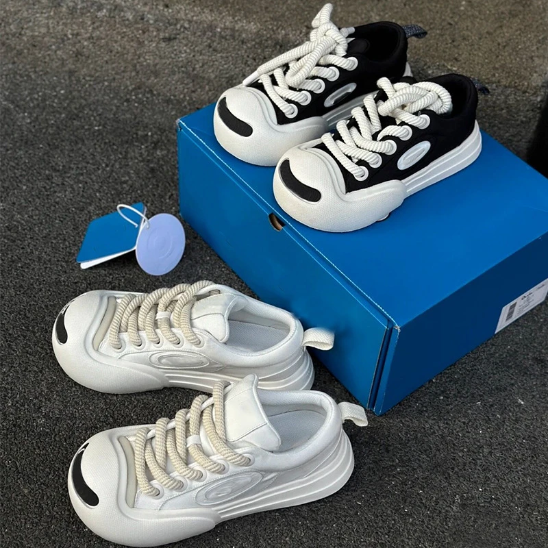 广州货白鹿同款XOuder开口笑帆布鞋厚底黑白丑萌大头鞋男女