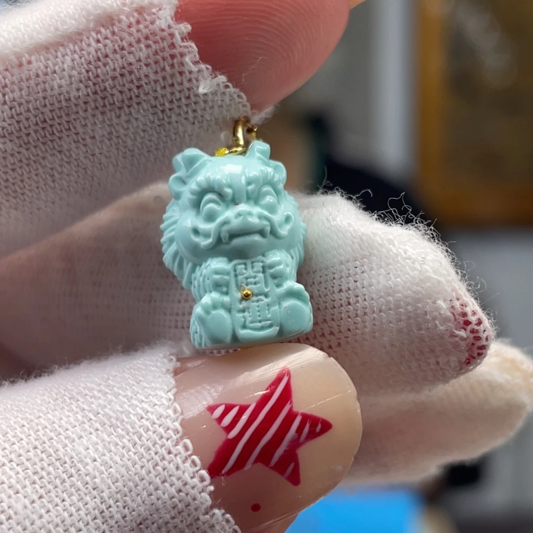 绿松石未镶嵌挂件