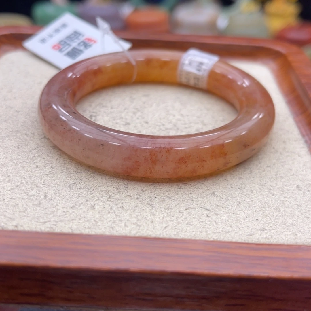 石英质玉未镶嵌手镯