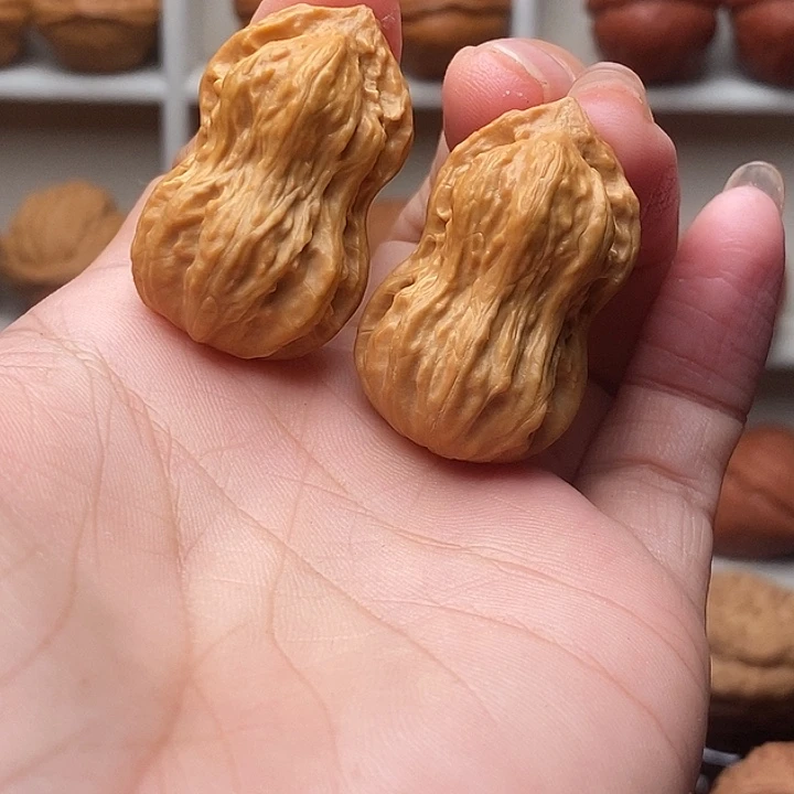 文玩核桃吊坠葫芦