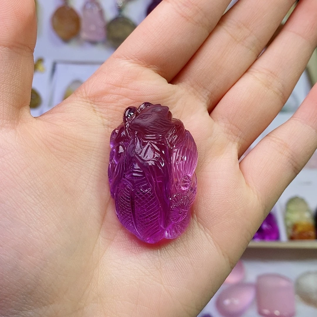 未镶嵌吊坠(赠链)水晶