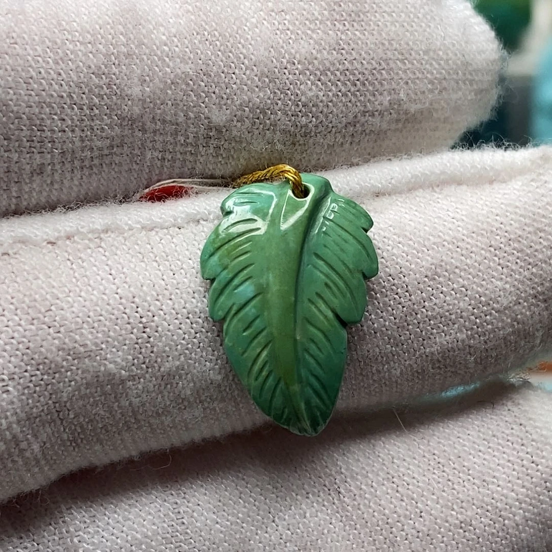 绿松石未镶嵌天然原矿 带武汉地大证书