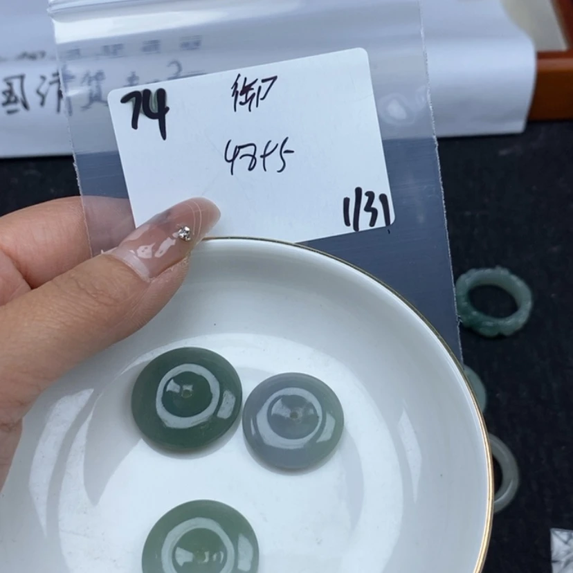 【闪购商品】翡翠颈饰未镶嵌御**行