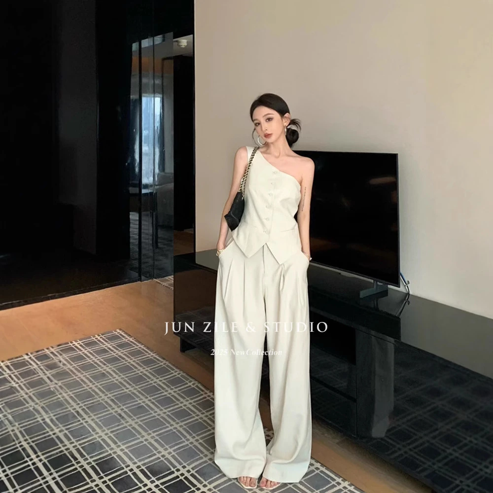 套装女装高级感气质斜肩马甲无袖上衣夏季阔腿长裤高腰休闲西装裤