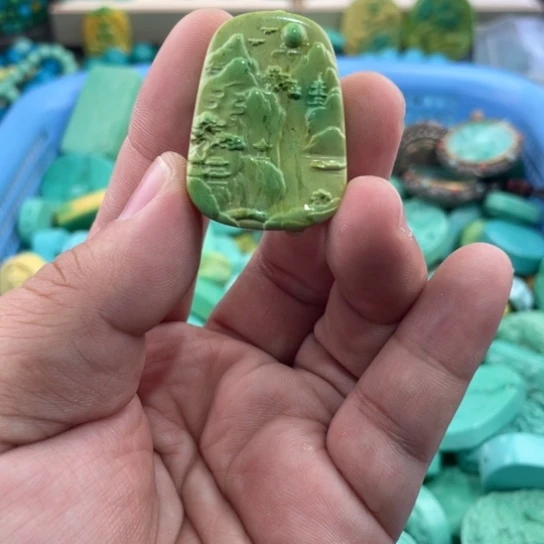 菱锰矿未镶嵌珠宝半成品