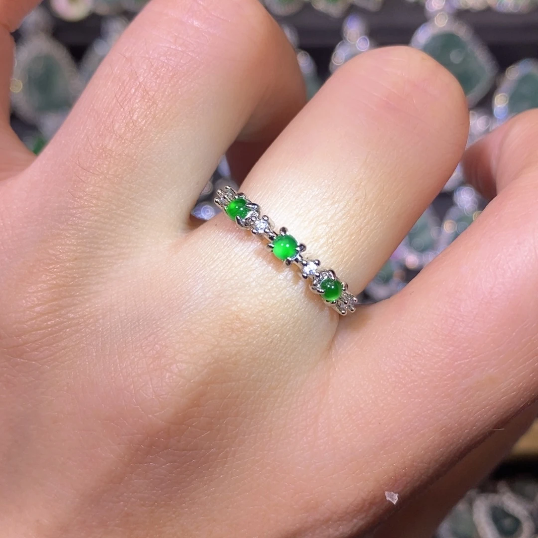 翡翠未镶嵌颈饰天然