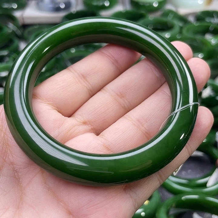 未镶嵌手镯和田玉（碧玉）