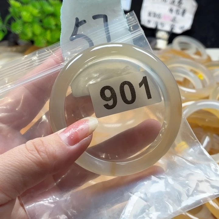 玛瑙/玉髓未镶嵌手镯