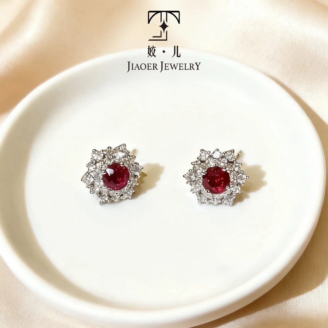 【姣儿港展】18K金74分缅甸红宝石53.5分钻石耳钉