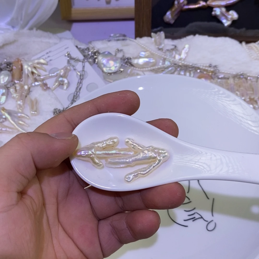 株***株淡水珍珠吊坠(赠链)未镶嵌