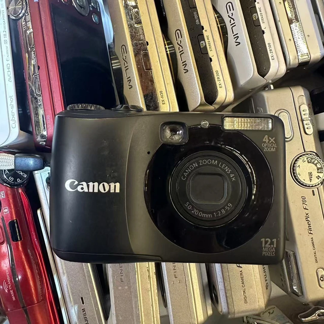 95新 Canon/佳能 佳能A1200数码相机配内存卡和读卡器自备5号电池