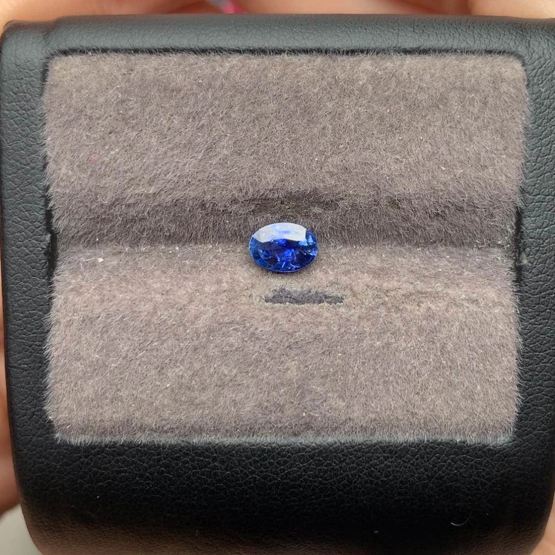 裸石蓝宝石0.89ct