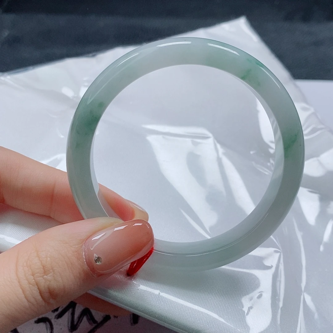【闪购商品】未镶嵌手镯翡翠529号