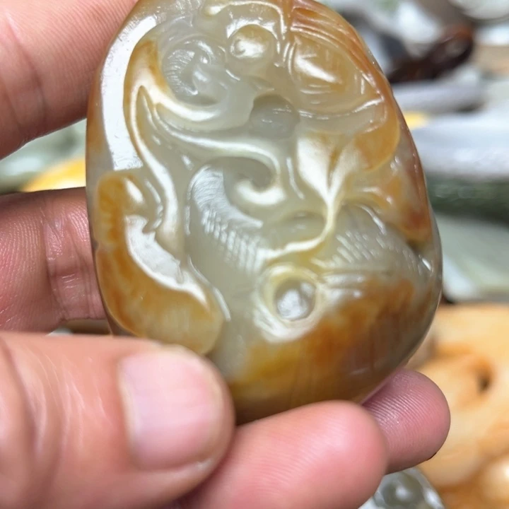 和田玉挂件未镶嵌平**月