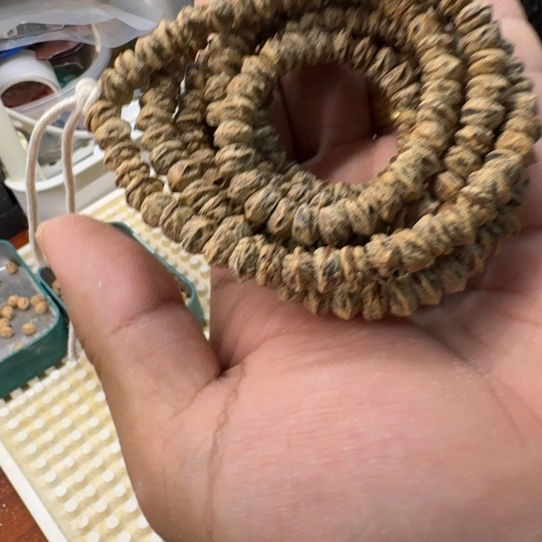 L****柏香籽/百香籽吊坠