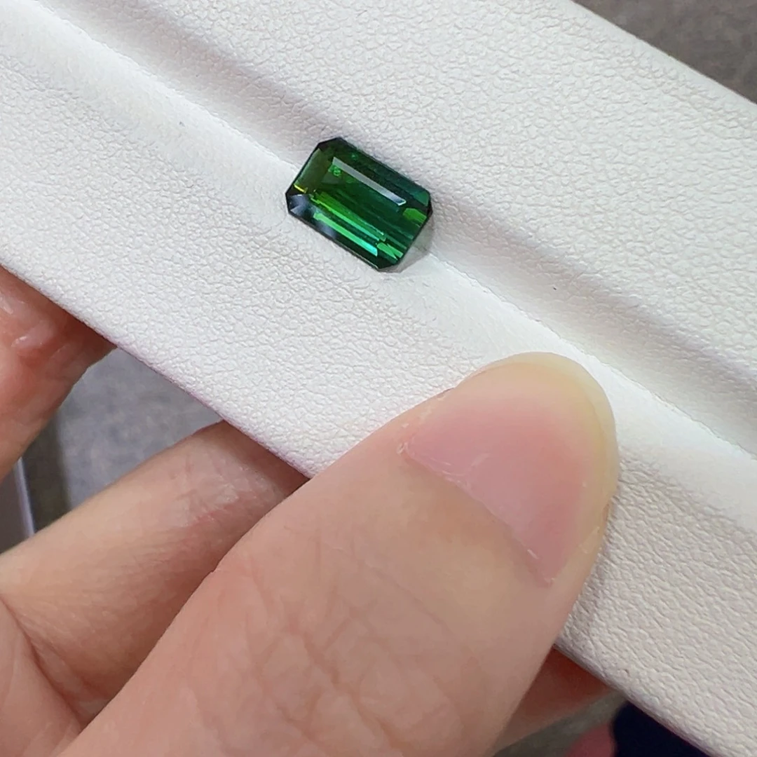 未镶嵌碧玺珠宝半成品2.1ct蓝绿