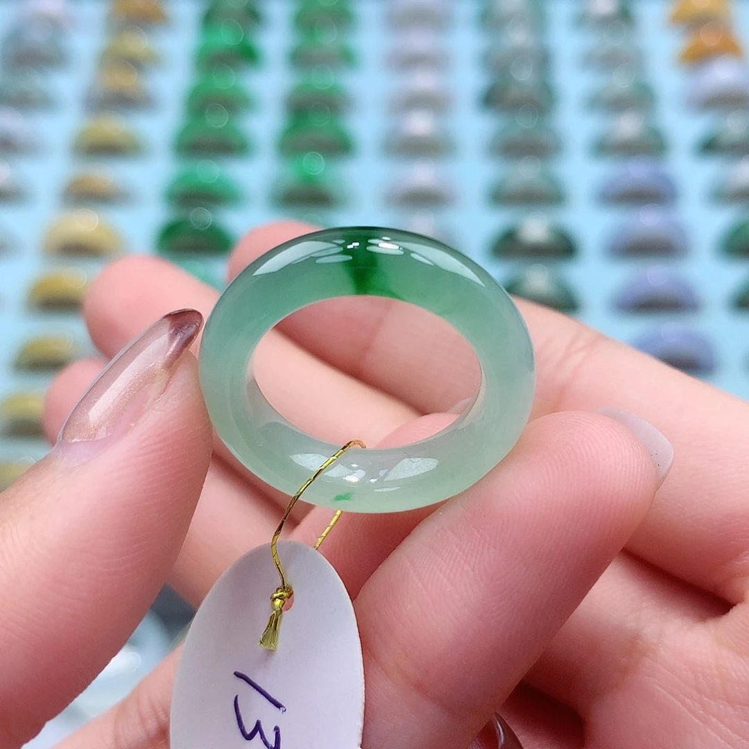 未镶嵌戒指翡翠13圈