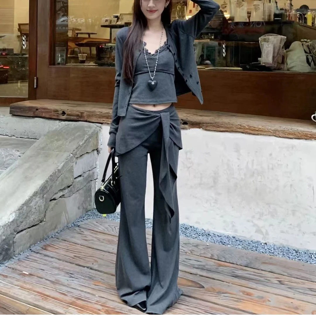 依二一大码长袖开衫女内搭小吊带春季系带休闲裤三件套5762