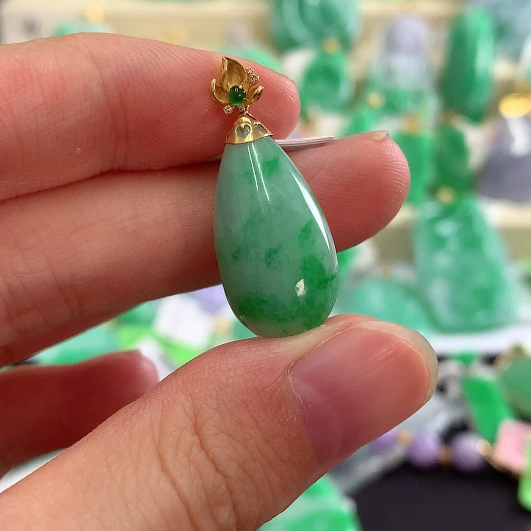 翡翠18K金镶嵌吊坠(不含链)
