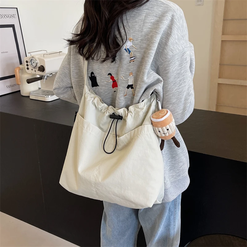 休闲大包包女2025新款时尚布包单肩包大容量托特包上课通勤斜挎包