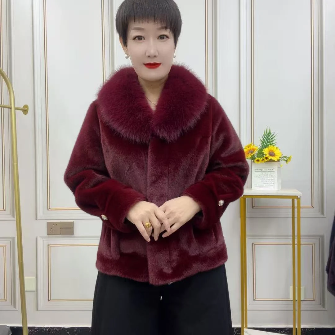 毛领欧貂绒短款时尚保暖女外套气质百搭妈妈装【60衣长】短款秋冬
