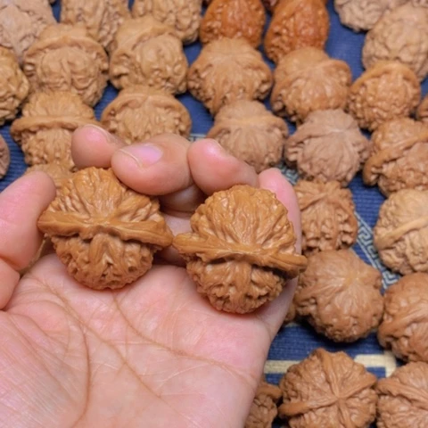 【闪购商品】吊坠文玩核桃迪*哥宫灯41