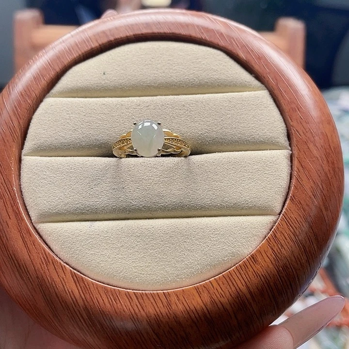 翡翠未镶嵌颈饰天然翡翠Ａ货